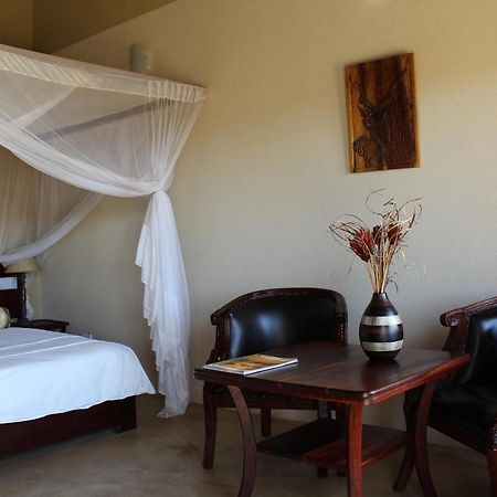 אוטג'ו Okutala Etosha Lodge מראה חיצוני תמונה